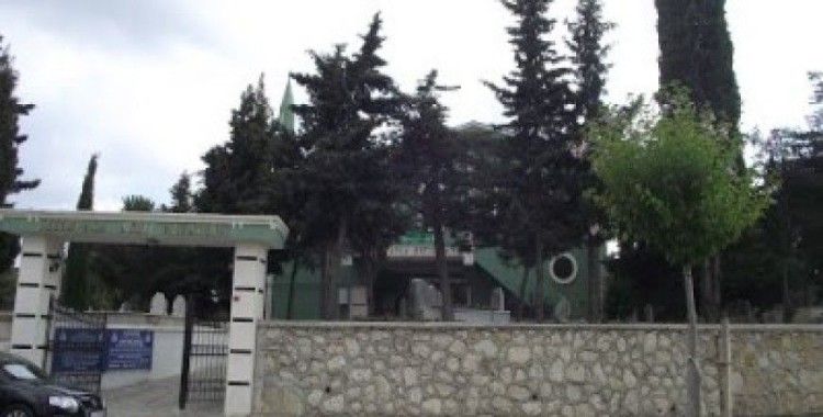 Asri Mezarlığa nasıl giderim ?