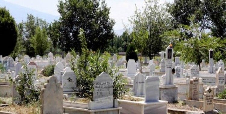 Reşadiye Mezarlığına nasıl giderim ?