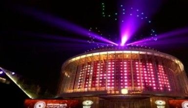 Dubai'deki Expo 2020'e ışık gösterileri hayran bırakıyor