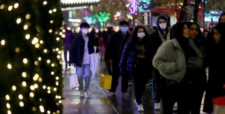 İngiltere'de Kovid-19 alarm seviyesi 3'ten 4'e yükseltildi