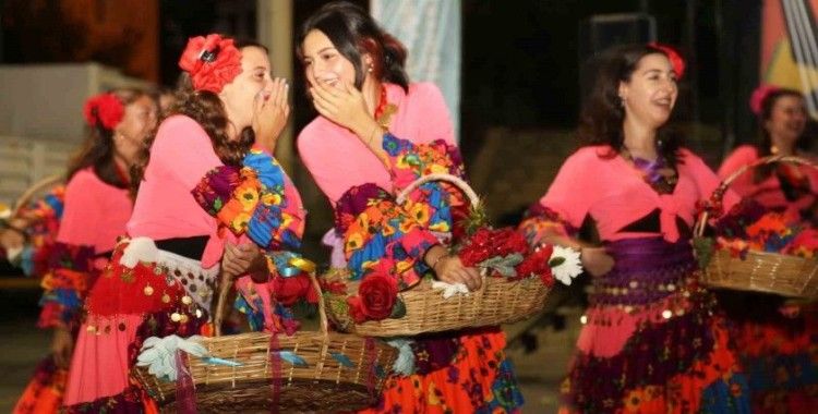 Nilüfer yaz konserleri ile renklendi