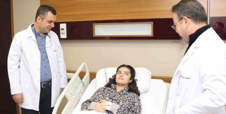 Irak’tan gelen genç, Medical Point’te sağlığına kavuştu