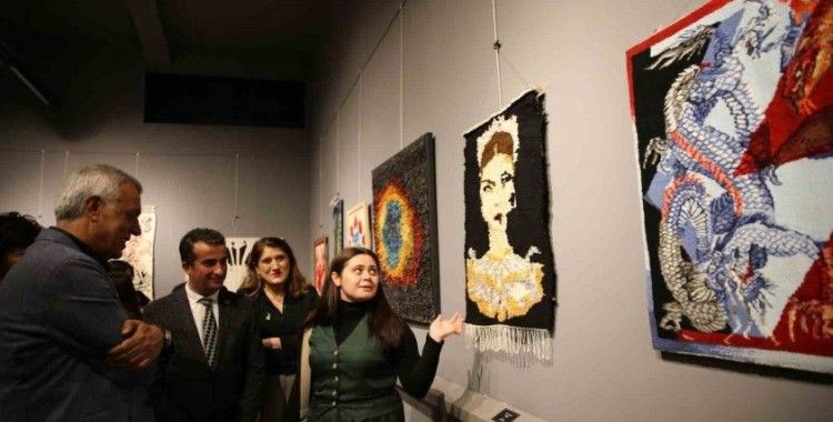 Alaca dokuma sergisi, müzede sergilendi