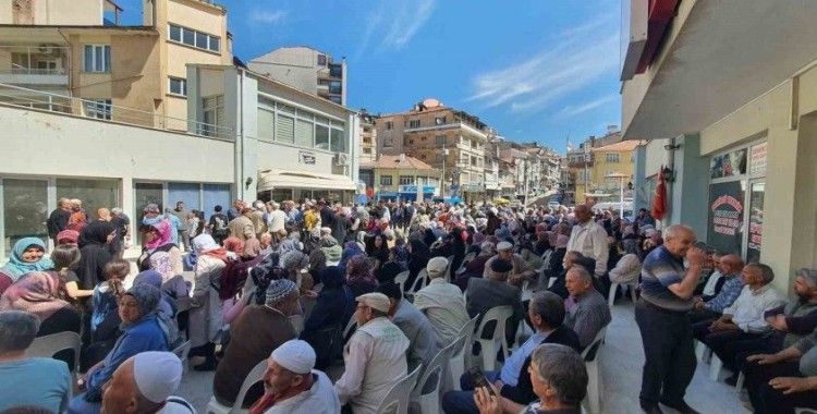 Demirci’de hac kafilesi yola çıktı