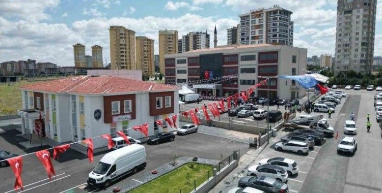 Eğitimde rekor kıran Melikgazi Belediyesi, 3 okulu daha hizmete açtı