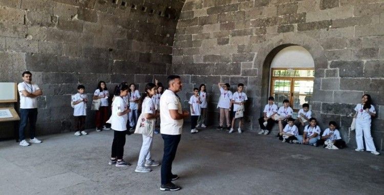Selçuklu Uygarlığı ve Gevher Nesibe Tıp Tarihi Müzesi gençlerin ilgi odağı oluyor