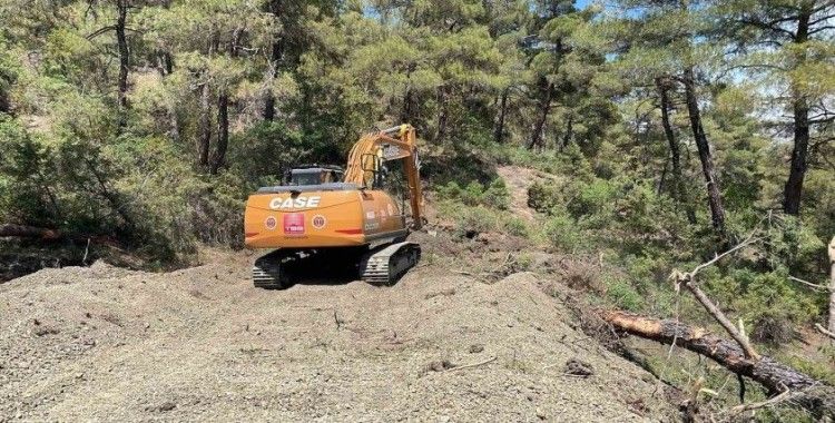 Bilecik Belediyesi ekipleri yangın söndürme çalışmalarında seferber oldu