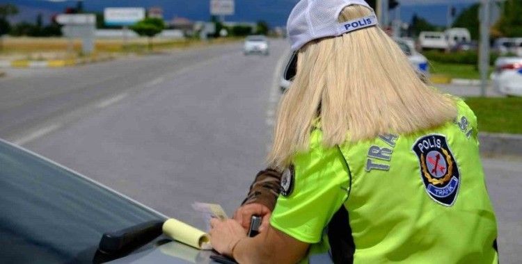 Bin 925 araç sürücüsüne ceza yazıldı