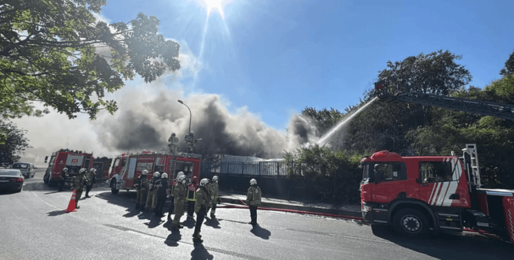 Pendik'te İSKİ'nin arıtma tesisinde yangın çıktı