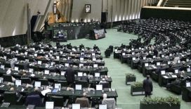 İran'dan nükleer silahların yayılmasının önlenmesi anlaşmasından çekilme tehdidi