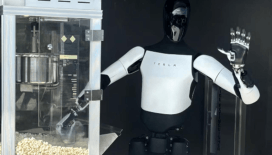 Elon Musk'ın retro Tesla restoranı hayran akınına uğradı