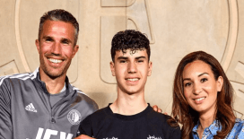 Fenerbahçe'nin rakibi Feyenoord oldu: Robin Van Persie'den ilk yorum geldi