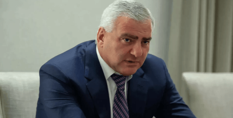 Fransız uzman: Kilise'nin iç özerk süreçlerine müdahale, önemli bir güç merkezi üzerinde kontrol kurma girişimidir