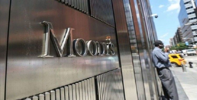 Moody's Türkiye’nin kredi notunu yükseltti