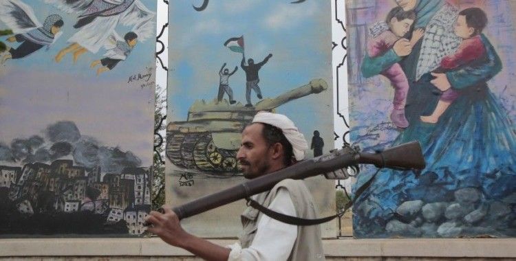 Husiler’den, İsrail’le işbirliği yapan ABD gemilerine saldırı tehdidi