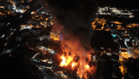 Çekmeköy'de fabrika yangını