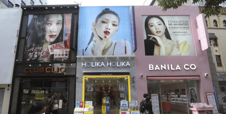 Trump gümrük vergisi Güney Kore kozmetiğini etkiledi: Stoklama başladı