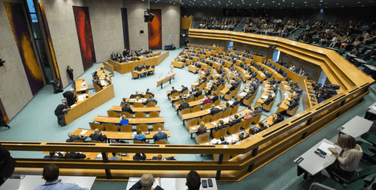 Başbakan duyurdu: Hollanda'da NCS Partili bakanlar hükümetten istifa etti