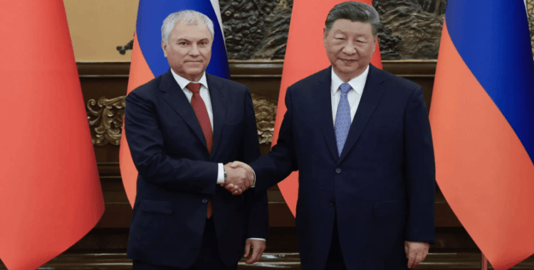 Duma Başkanı Volodin Pekin'de Çin lideri Şi ile görüştü
