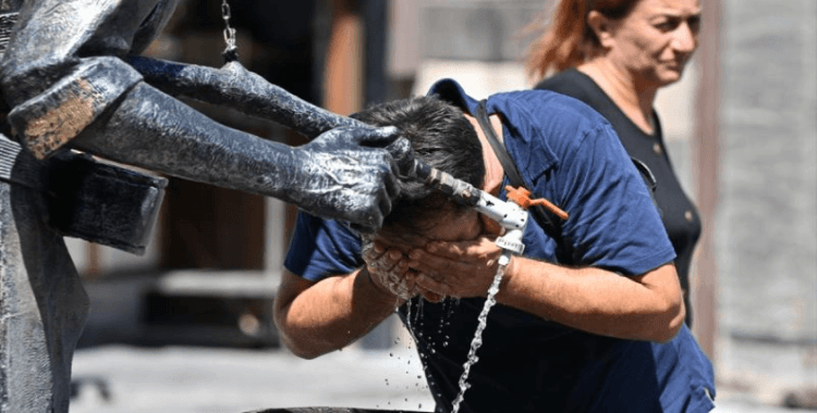 Sıcaklıklar bugün mevsim normallerinin üzerinde seyredecek