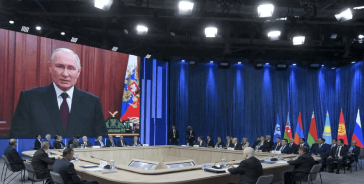Putin, BRICS Liderler Zirvesi'nde konuşacak: Gündem ABD gümrük vergileri