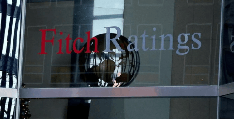 Fitch, Fransa'nın kredi notunu düşürdü