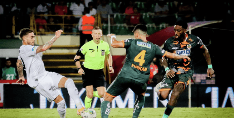 Derbinin hakemi belli oldu: Galatasaray-Beşiktaş derbisinde hakem Yasin Kol düdük çalacak