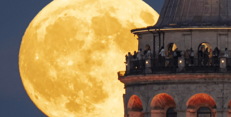 Gökyüzü büyülenecek: Yılın i̇lk süper Ay'ı 7 Ekim’de göz kamaştıracak