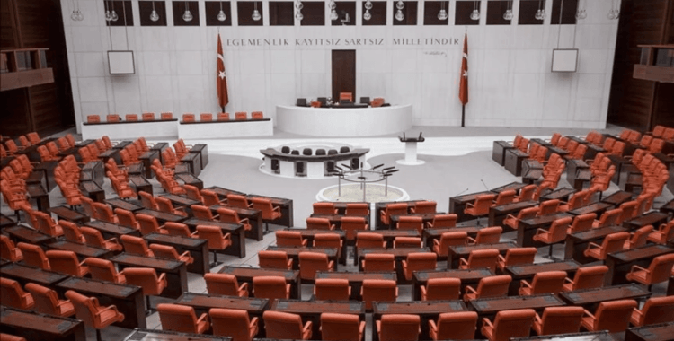 Taban aylığından esnaflar için EYT'ye kadar milyonları ilgilendiren düzenlemeler TBMM gündeminde