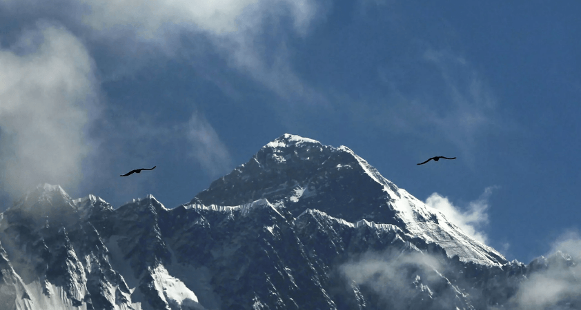 Nepal'de çığ felaketi: Yedi dağcı öldü, dördü hala kayıp