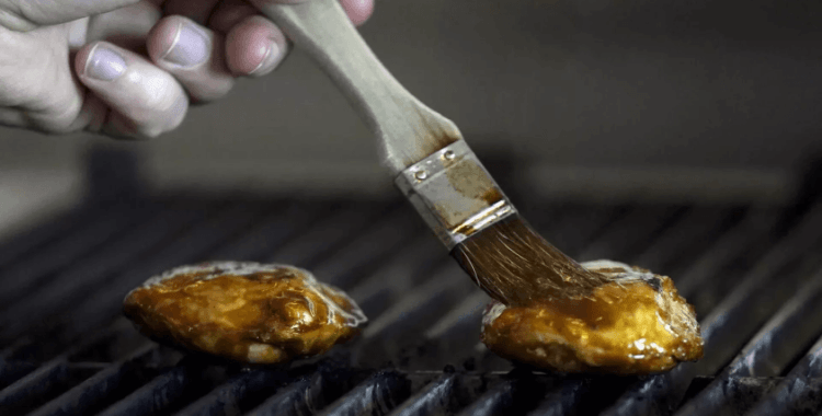 Macaristan, laboratuvarda yetiştirilen etin üretimi ve satışını yasakladı