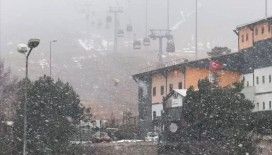 Erciyes'te kar yağışı etkili oldu