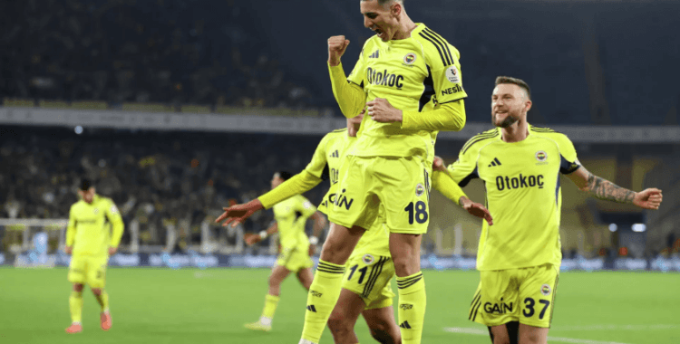 Fenerbahçe sahasında Konyaspor’u 4-0 mağlup etti